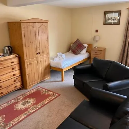 Ganton Greyhound Hotel