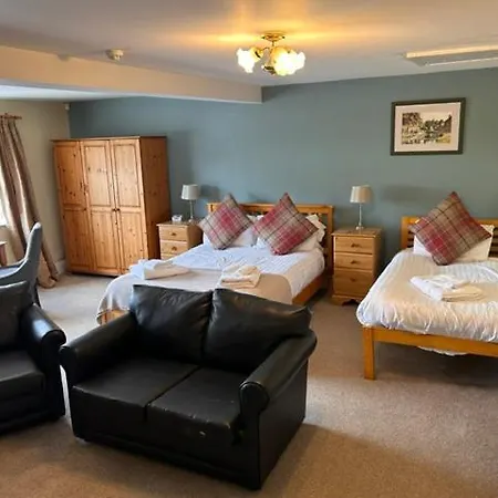 Kro Ganton Greyhound Hotel
