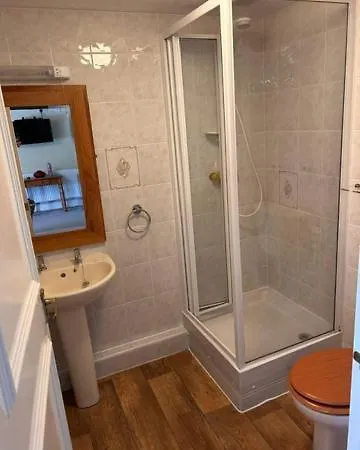 Мини-отель Ganton Greyhound Hotel Гантон