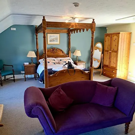 Ganton Greyhound Hotel