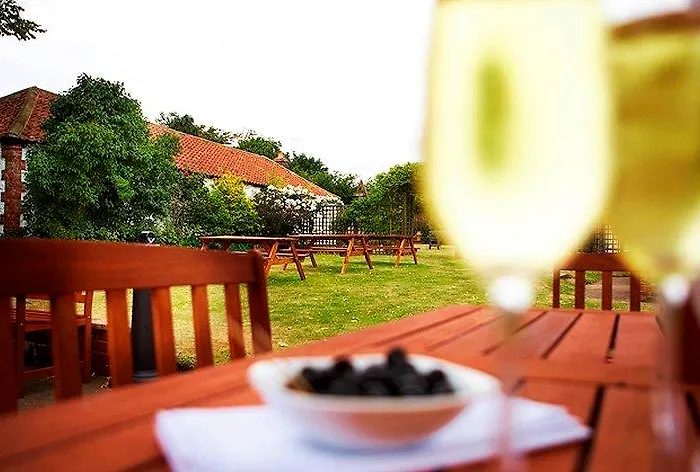 Greyhound Мини-отель Гантон